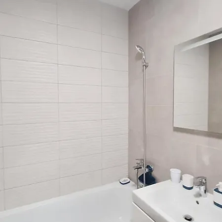 5* Luxury Near Avram Iancu Sq New. Private Parking Apartment Cluj-Napoca Exterior photo