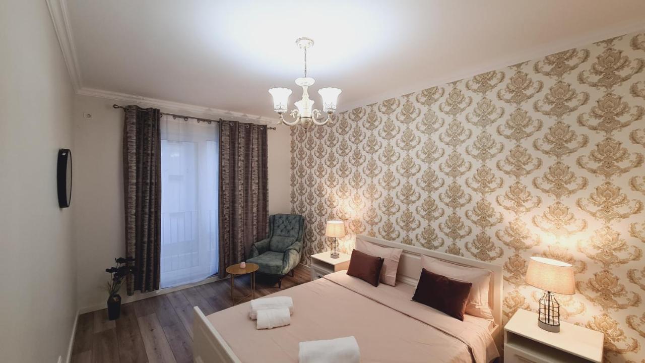 5* Luxury Near Avram Iancu Sq New. Private Parking Apartment Cluj-Napoca