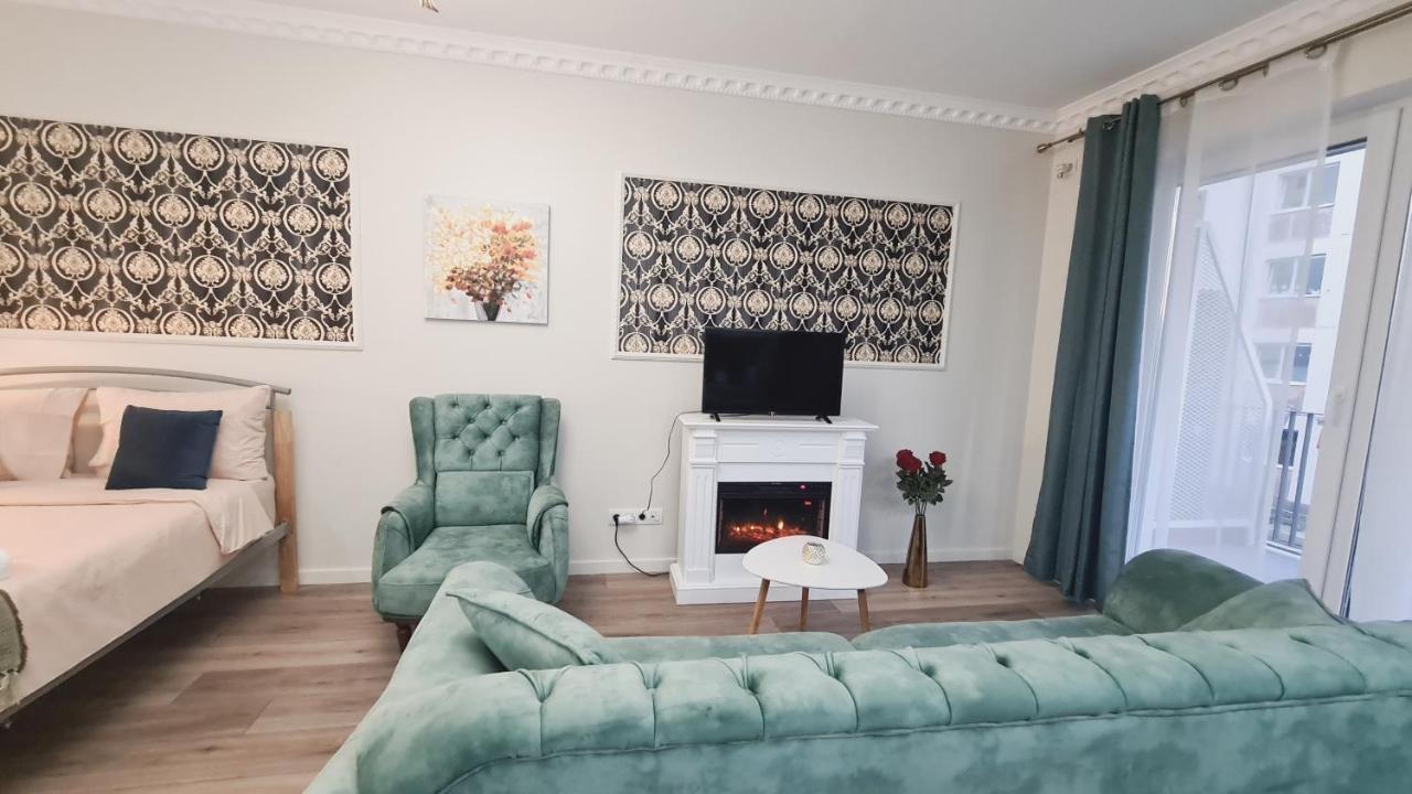 5* Luxury Near Avram Iancu Sq New. Private Parking *